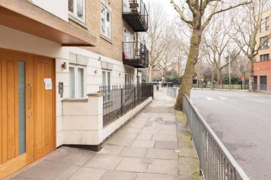 Three Bedroom Apartment By Beautiful Park London Exterior foto